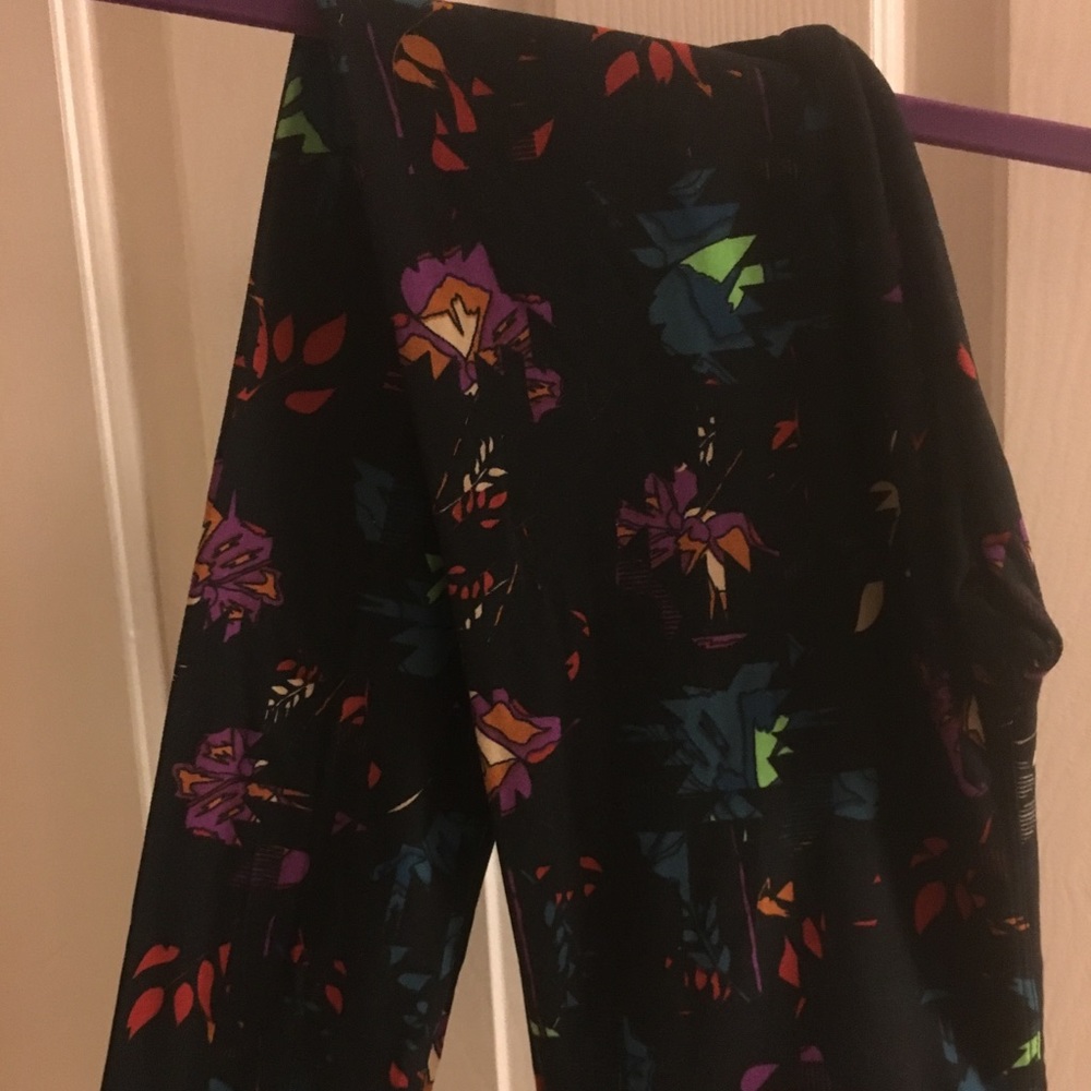 LulaRoe OS Leggings, NWOT